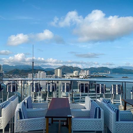 Coastal Panorama Oceanfront Suites Nha Trang Exterior foto